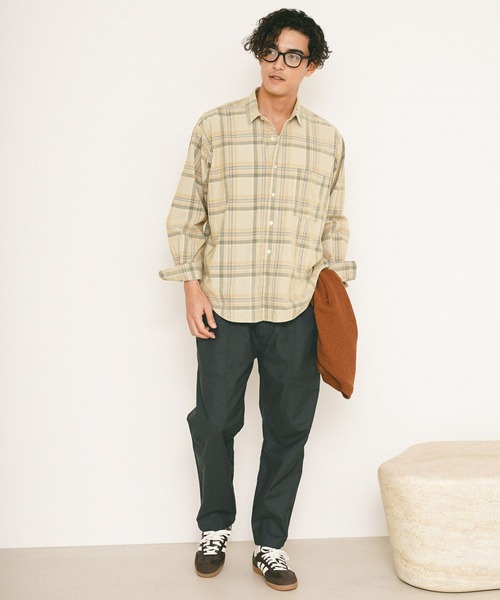 BAYFLOW(ベイフロー)の「コーデュロイチェックシャツ(シャツ/ブラウス・メンズ・ブラック/ブルー/ベージュ・MEDIUM/LARGE)」の14枚目の写真