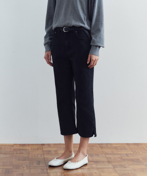 SIYAZU（シヤジュ）の「SIJN6121 コンフォートライン カプリデニム_Vintage black（デニムパンツ・レディース・ブラック・X-SMALL/SMALL/MEDIUM/LARGE）」の2枚目の写真