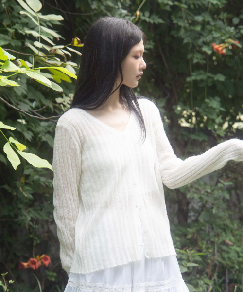 FDR(エフディーアール)の「Chloe Reverse Cardigan Knit_Ivory(カーディガン/ボレロ・レディース・その他・FREE)」の2枚目の写真