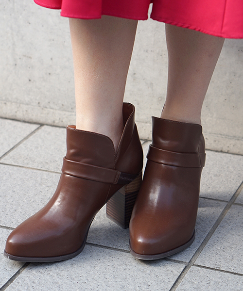 laboratory work(ラボラトリーワーク)の「ツートンヒールショートブーツ(ブーティ・レディース・ライトブラウン/ブラック・MEDIUM/LARGE)」の18枚目の写真