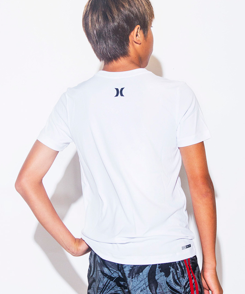 Hurley (ハーレー)の「BOYS O&O DRI-FIT SURF S/S TEE / ボーイズラッシュガード/ 半袖 水陸両用(水着・キッズ・ブラック/ホワイト・MEDIUM/SMALL/LARGE)」の7枚目の写真