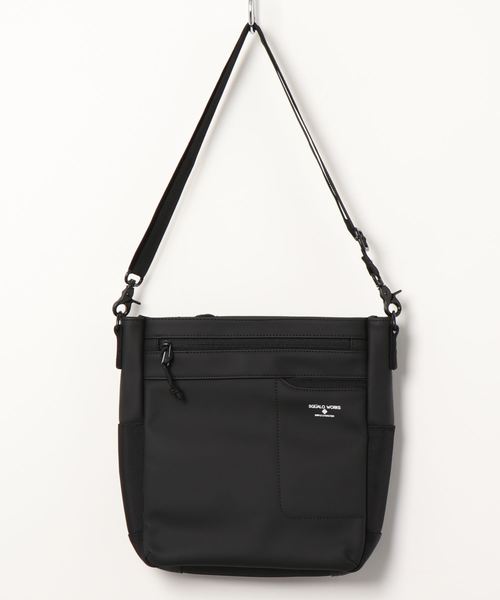 ikka（イッカ）の「シャンブレースクエアショルダーバッグ（ショルダーバッグ・メンズ・ネイビー/ブラック/グレー/ダークグレー/ダークブラウン/ベージュ/ダークベージュ/チャコールグレー/ブルー/その他/シルバーグレー・FREE）」の11枚目の写真