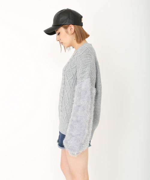 ENVYM（アンビー）の「Ｔｗｏ ｐａｔｔｅｒｎ ｖｏｌｕｍｅ ｋｎｉｔ         （ニット/セーター・レディース・ブラック/ベージュ/グレー・FREE）」の11枚目の写真