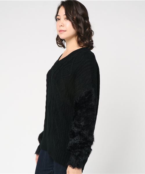 ENVYM（アンビー）の「Ｔｗｏ ｐａｔｔｅｒｎ ｖｏｌｕｍｅ ｋｎｉｔ         （ニット/セーター・レディース・ブラック/ベージュ/グレー・FREE）」の7枚目の写真