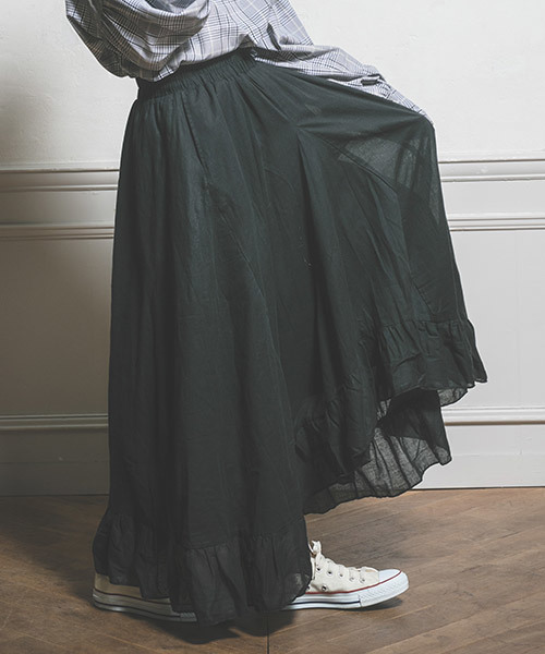 CAMBIO（カンビオ）の「rsk969-アシンメトリーフリルマキシスカート（スカート・レディース・ブラック/ピンク/ターコイズブルー・FREE）」の2枚目の写真