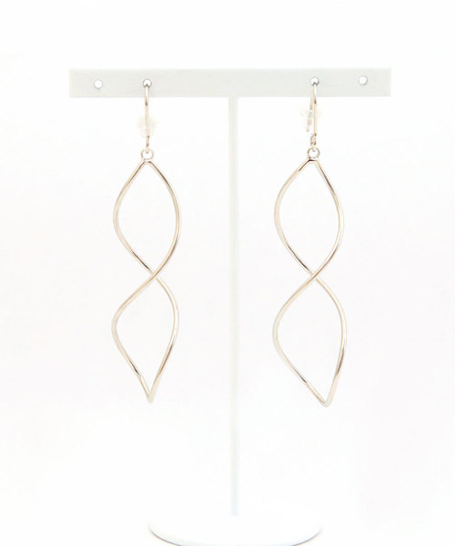 colleca la（コレカラ）の「ツイストフレームのフックピアス・イヤリング（ピアス（両耳用）・レディース・A/B/C/D・FREE）」の15枚目の写真