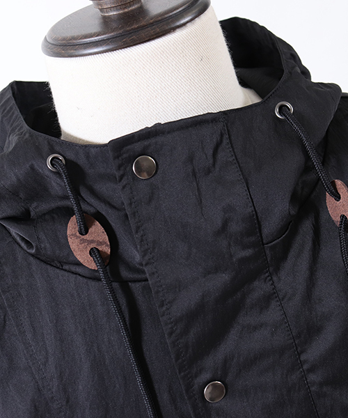 CAMBIO（カンビオ）の「mj5719 - Switch Anorak Jacket　アノラックパーカー（マウンテンパーカー・メンズ・ブラック/オリーブ・S/M/L）」の11枚目の写真