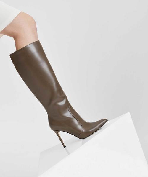 CHARLES & KEITH（チャールズ & キース）の「クラシックニーブーツ / CLASSIC KNEE BOOTS（ブーツ・レディース・ブラック/オリーブ/バーガンディー・22.5cm/23cm/23.5cm/24.5cm/25cm）」の18枚目の写真