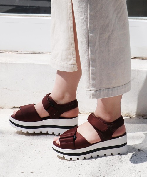 EVOL�i�C�[�{���j�́uandGIRL�f�ځE�ᔽ���ł�݂��ȗ����S�n�yEVOL�z�x���g�f�U�C���T���_��IM7925�i�T���_���j�v�b�u���E��