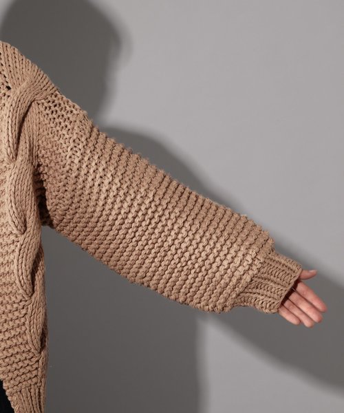 PAGEBOY（ページボーイ）の「ハンドニットケーブルカーディガン（カーディガン/ボレロ・レディース・ベージュ/オフホワイト・FREE）」の11枚目の写真