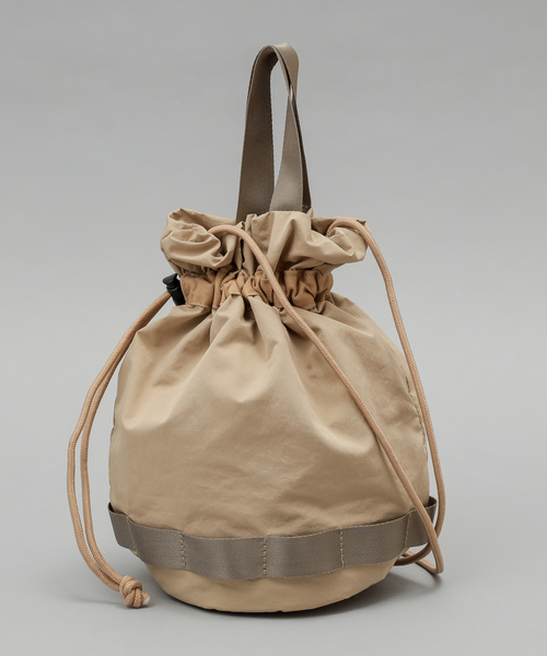 Dickies（ディッキーズ）の「【Dickies/ディッキーズ】別注2way巾着バッグ（ショルダーバッグ・レディース・ブラック/ベージュ/カーキ・FREE）」の6枚目の写真