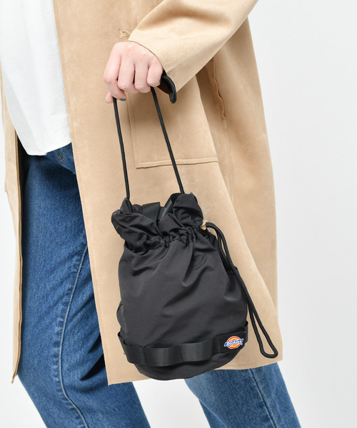 Dickies（ディッキーズ）の「【Dickies/ディッキーズ】別注2way巾着バッグ（ショルダーバッグ・レディース・ブラック/ベージュ/カーキ・FREE）」の18枚目の写真