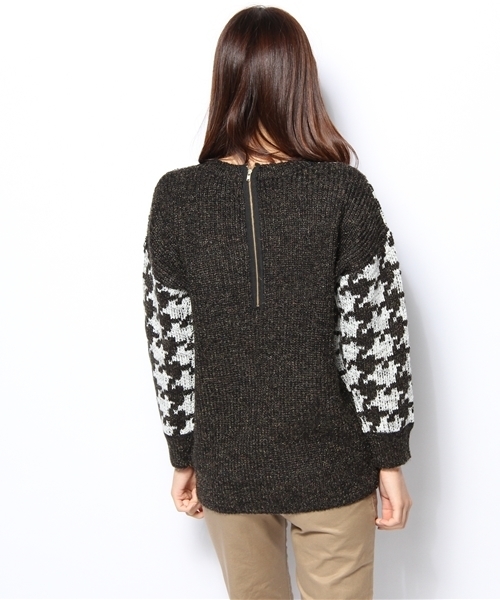 JOURNAL STANDARD（ジャーナルスタンダード）の「チドリチェック Vネックプルオーバー #（ニット/セーター・レディース・ブラックミックス/ブラウン・FREE）」の5枚目の写真