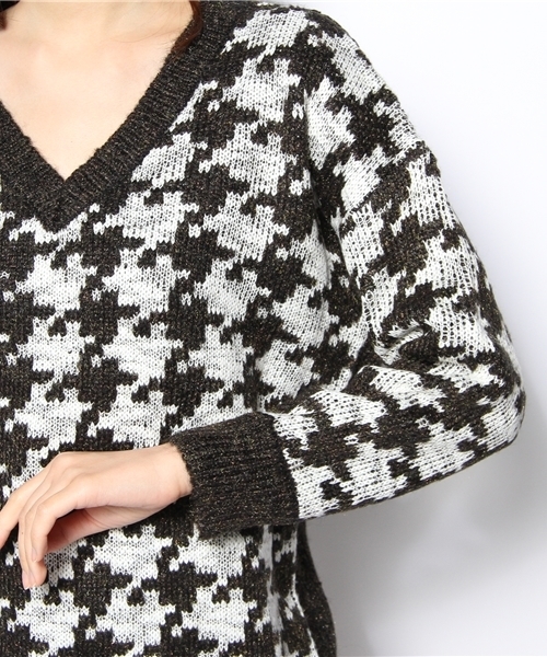JOURNAL STANDARD（ジャーナルスタンダード）の「チドリチェック Vネックプルオーバー #（ニット/セーター・レディース・ブラックミックス/ブラウン・FREE）」の7枚目の写真
