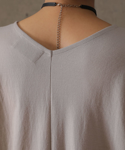 amorous insense（アモラスインセンス）の「トリコットタックドルマンワンピース（ワンピース・レディース・ブラック/グレイッシュベージュ・MEDIUM）」の12枚目の写真