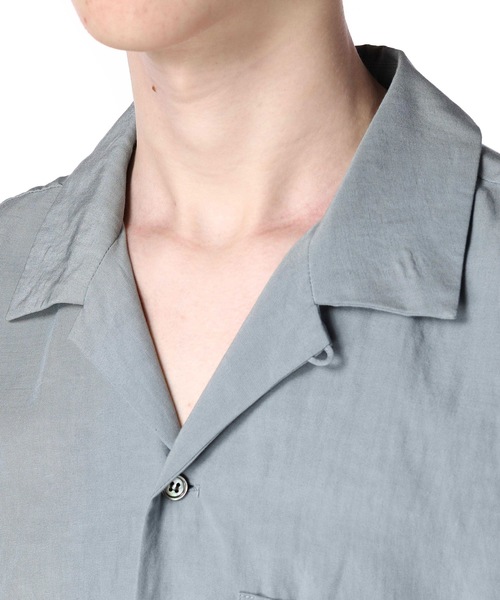 KAZUYUKI KUMAGAI ATTACHMENT（カズユキクマガイアタッチメント）の「レーヨンリネンタンブラー ドロップショルダーオープンカラーシャツ（シャツ/ブラウス・メンズ・ライトブルー/イエロー/ブラック/ライトベージュ/ライトカーキ・2/3/1）」の9枚目の写真