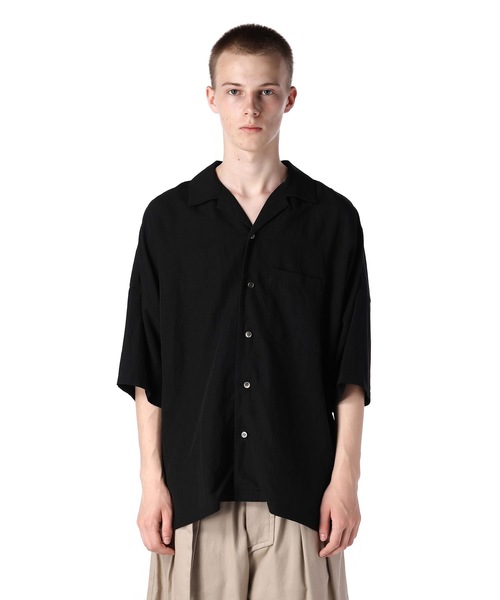 KAZUYUKI KUMAGAI ATTACHMENT（カズユキクマガイアタッチメント）の「レーヨンリネンタンブラー ドロップショルダーオープンカラーシャツ（シャツ/ブラウス・メンズ・ライトブルー/イエロー/ブラック/ライトベージュ/ライトカーキ・2/3/1）」の14枚目の写真