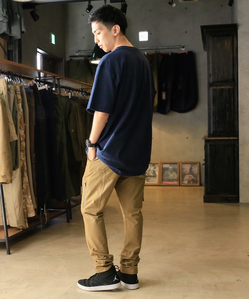 Carhartt(カーハート)の「Carhartt カーハート CRHTT87 S/S ポケット付き クルーネック Tシャツ(Tシャツ/カットソー・メンズ・ホワイト/チャコールグレー/ブラック/ダークブラウン/オレンジ/ブルー/タン/グリーン/グレー/ネイビー/マルーン/ブルー系その他/グリーン系その他/オレンジ系その他/ブルー系その他2・S/M/L/XL)」の22枚目の写真