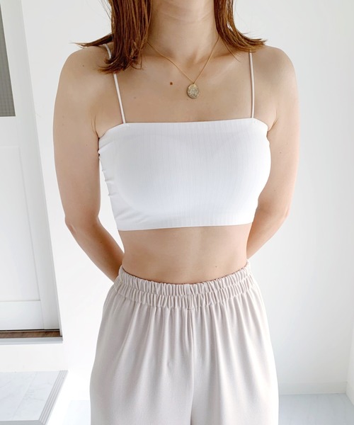 CLEA（クレア）の「カップ付きシームレスブラトップ（チューブトップ・レディース・ホワイト/ブラック/ピンクベージュ/ブルー/ミント/ピンク/グレー・FREE）」の11枚目の写真