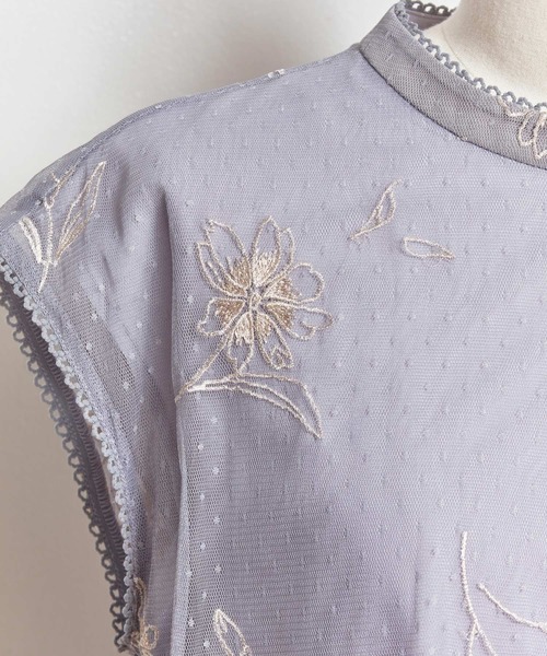 Noela 刺繍チュールブラウス 楽天市場】【SALE／70%OFF】配色刺繍チュールブラウス Noela
