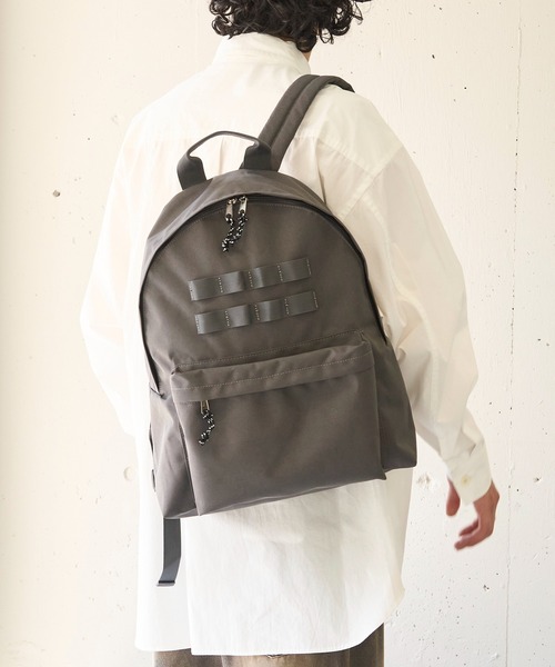MAISON CLUB(メゾンクラブ)の「【MAISON CLUB】バックパック リュックサック /A4サイズ・PC収納可能 軽量/撥水/M-65/MA-1(バックパック/リュック・メンズ・ブラック/ブラック×ブラック/ブラック×グレー/カーキ/グレー/ブラック系その他4・FREE)」の15枚目の写真