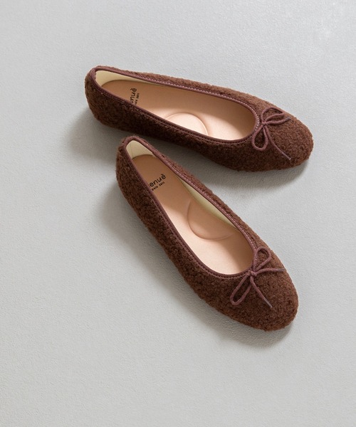 menue（メヌエ）の「【21.0～26.5サイズ展開 / 新色追加】【 ふわカル 】 ラウンドトゥ バレエシューズ（バレエシューズ・レディース・グレイッシュベージュ/レッド系その他/ブラウン系その他/シルバー/アイボリー/レオパード/ベージュ系その他/パイソン/アッシュブラウン/ブロンズ/キャメル/パープル/グリーン/ライトグリーン/ブラック系その他/ブラック/アッシュグレー/ブラウン系その他2/ブルーグレー/ラベンダー/その他/ブラック系その他3/ブラック系その他2/ピンクベージュ/ベージュ系その他2/ベージュ系その他3/シルバー系その他/ブラウン/イエロー/ブルー/その他1/グレー/アイボリー系/ドット/ゴールド/ブラック系その他4/レッド/ホワイト×ブラック/レッド系その他2/グリーン系その他/チェック/シルバー系その他2/ピンク系1/ベージュ系1/ブラック系1/ブラウン系その他3/ダークブラウン/レッド系その他3/ベージュ系その他4/オフホワイト/ベージュ系その他5/レッド系その他4/ブラック系その他5/ブラウン系その他4/ブラック系その他7/ホワイト系その他/ブラック系その他6/ライトブルー・21.5cm/22.0cm/22.5cm/23.0cm/23.5cm/24.0cm/24.5cm/25.0cm/25.5cm/26.0cm/26.5cm/21.0cm）」の19枚目の写真