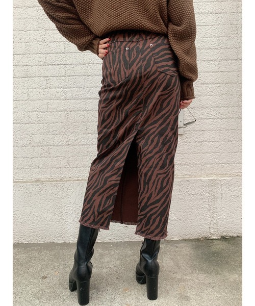 EGOIST（エゴイスト）の「ゼブラ柄ロングタイトスカート（スカート・レディース・ホワイト/ブラウン・S/M）」の12枚目の写真