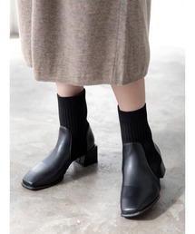 スクエアトゥソックスブーツ