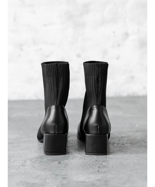 amel（エイメル）の「スクエアトゥソックスブーツ（ブーツ・レディース・ブラック・23.5cm/24.5cm/23.0cm/24.0cm）」の9枚目の写真