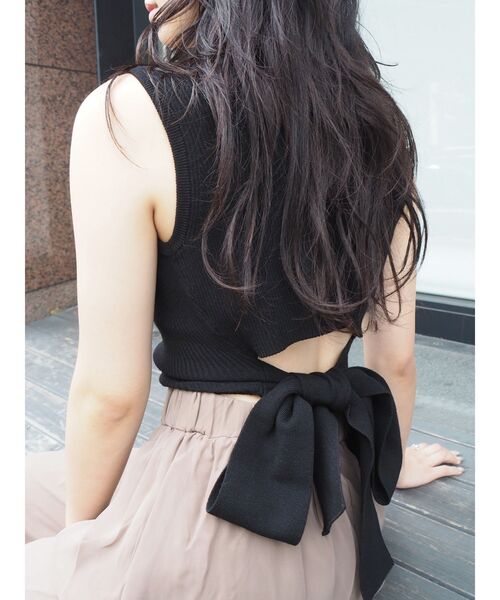 EVRIS（エヴリス）の「バックリボンリブニット（タンクトップ・レディース・ホワイト/ブルー/ブラック/ピンク・FREE）」の16枚目の写真