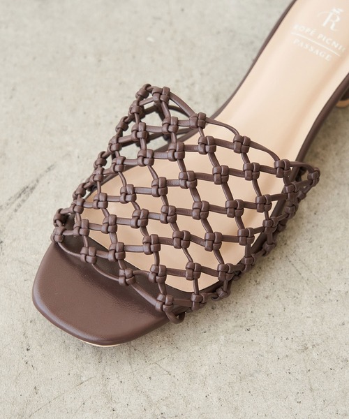 ROPE' PICNIC（ロペピクニック）の「ハンドメッシュラウンドヒールミュール（サンダル・レディース・ブラック/ダークブラウン/シルバー・23.0cm/23.5cm/24.0cm/24.5cm）」の8枚目の写真