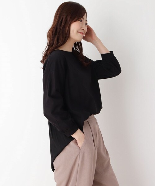 pink adobe（ピンクアドベ）の「◆【M～LL】バックシフォンプリーツプルオーバー（Tシャツ/カットソー・レディース・ライトグレー/ブラック/グリーン/アイボリー・40/38/42）」の2枚目の写真