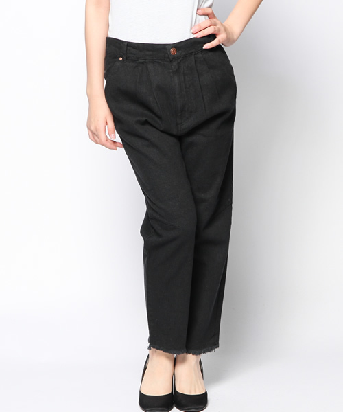 Kastane（カスタネ）の「【Kastane】断ち切りデニムパンツ（デニムパンツ・レディース・ブラック/ブルー・MEDIUM/SMALL）」の13枚目の写真