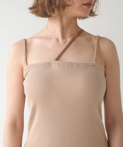 Bab(バブ)の「【WEB限定】アシンメトリーカップ付きキャミソール(キャミソール・レディース・ベージュ/ブラウン/ブラック・38)」の9枚目の写真