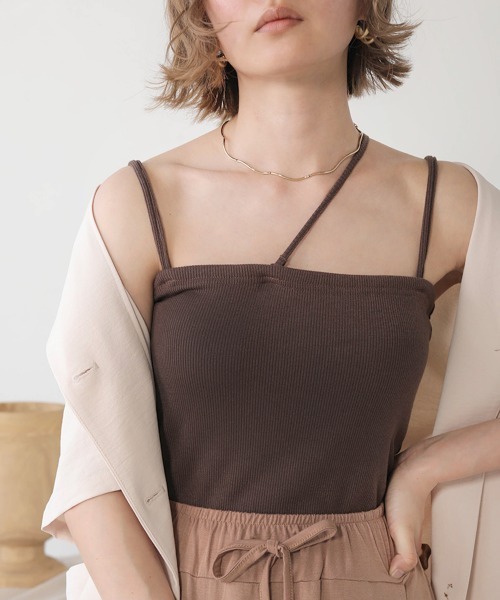 Bab(バブ)の「【WEB限定】アシンメトリーカップ付きキャミソール(キャミソール・レディース・ベージュ/ブラウン/ブラック・38)」の13枚目の写真