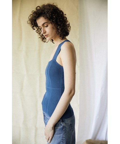 BLACK BY MOUSSY(ブラックバイマウジー)の「back cross knit camisole(バッククロスニットキャミソール)(キャミソール・レディース・サックスブルー/ブラック・FREE)」の10枚目の写真