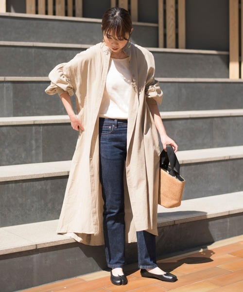 MAISON BREEZE（メゾンブリーズ）の「【MAISON BREEZE】ノーカラーロングシャツワンピース KNF（シャツワンピース・レディース・ベージュ・FREE）」の6枚目の写真