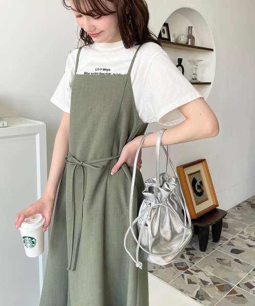 moment+（モーメントプラス）の「リネンライクジャンパースカート（ジャンパースカート・レディース・ナチュラル/ライトグリーン/ブラウン/ブラック/カーキ/モカ/アイボリー・L/M）」の6枚目の写真