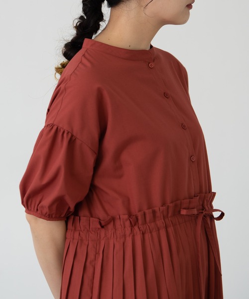 EDIT Gris（エディットグリ）の「【再販/2023新色登場】半袖パフスリーブプリーツワンピース（ワンピース・レディース・ブラック/レッド/ライトブルー・FREE）」の10枚目の写真