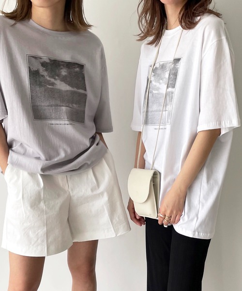 CANAL JEAN(キャナルジーン)の「via j(ヴィアジェイ) 転写ロゴ半袖Tシャツ(Tシャツ/カットソー・レディース・ホワイト/グレー・ONE SIZE)」の3枚目の写真