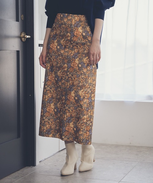 Andemiu（アンデミュウ）の「ゴブランタイトスカート217156（スカート・レディース・ブラック/ベージュ/ブルー/グレー/ライトベージュ/イエロー・SMALL/MEDIUM/X-SMALL）」の4枚目の写真