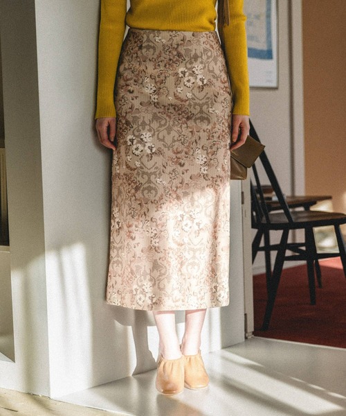 Andemiu（アンデミュウ）の「ゴブランタイトスカート217156（スカート・レディース・ブラック/ベージュ/ブルー/グレー/ライトベージュ/イエロー・SMALL/MEDIUM/X-SMALL）」の5枚目の写真