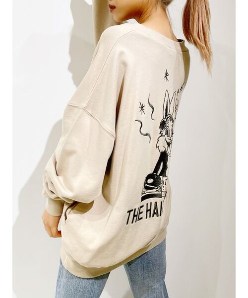 GYDA（ジェイダ）の「CALIFORMANIA BUNNYスウェットトップス（スウェット・レディース・ブラック/ベージュ/オフホワイト・FREE）」の5枚目の写真