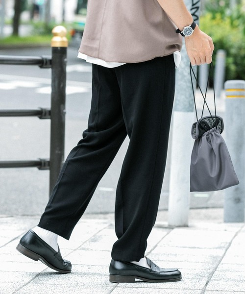 ITEMS URBANRESEARCH（アイテムズ アーバンリサーチ）の「センタープレス TRスラックス（その他パンツ・メンズ・グレー/ベージュ/ブルー/ブラック・MEDIUM/LARGE）」の2枚目の写真