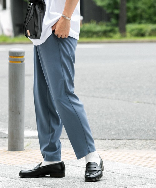 ITEMS URBANRESEARCH（アイテムズ アーバンリサーチ）の「センタープレス TRスラックス（その他パンツ・メンズ・グレー/ベージュ/ブルー/ブラック・MEDIUM/LARGE）」の7枚目の写真