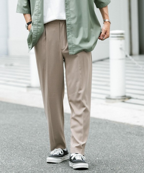 ITEMS URBANRESEARCH（アイテムズ アーバンリサーチ）の「センタープレス TRスラックス（その他パンツ・メンズ・グレー/ベージュ/ブルー/ブラック・MEDIUM/LARGE）」の9枚目の写真