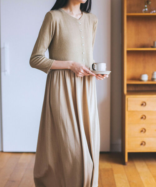 B:MING by BEAMS(ビーミングバイビームス)の「B:MING by BEAMS / ウエスト切り替え カットソー ワンピース(ワンピース・レディース・ブラック/ベージュ/モスグリーン・ONE SIZE)」の5枚目の写真