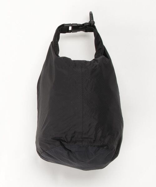 Speedo（スピード）の「Speedo/ハイドロエアウォータープルーフ ナイロンバッグ3L（エコバッグ/サブバッグ・レディース・ブラック/カーキ・FREE）」の6枚目の写真