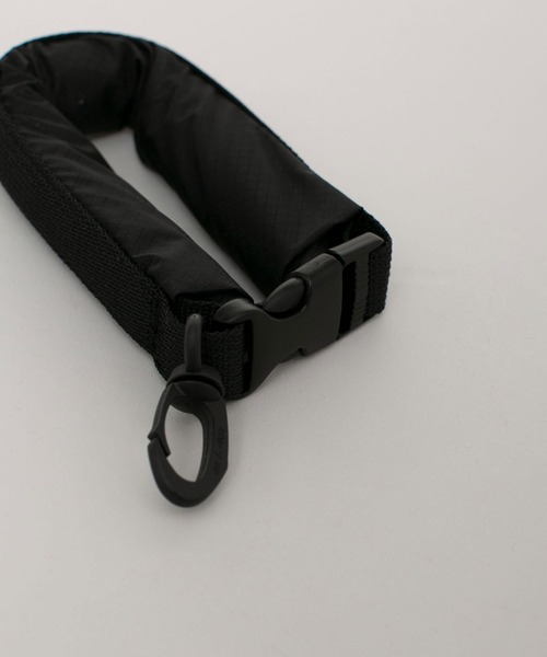 Speedo（スピード）の「Speedo/ハイドロエアウォータープルーフ ナイロンバッグ3L（エコバッグ/サブバッグ・レディース・ブラック/カーキ・FREE）」の13枚目の写真