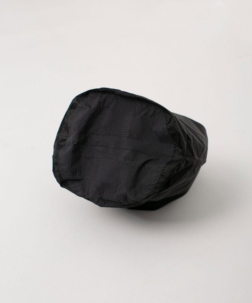 Speedo（スピード）の「Speedo/ハイドロエアウォータープルーフ ナイロンバッグ3L（エコバッグ/サブバッグ・レディース・ブラック/カーキ・FREE）」の11枚目の写真